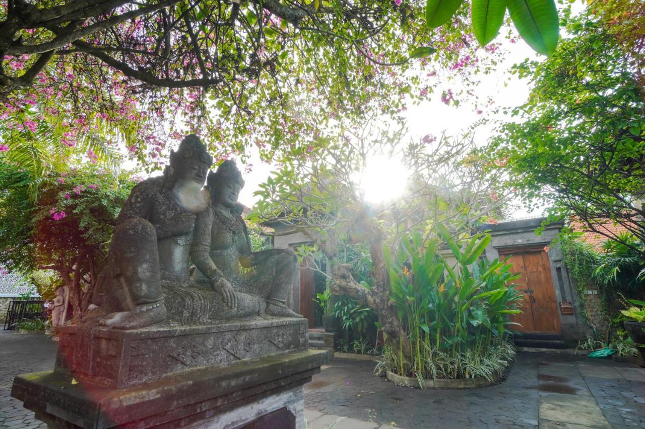Giri Bhagawan Villas & Spa Нуса Дуа Екстериор снимка