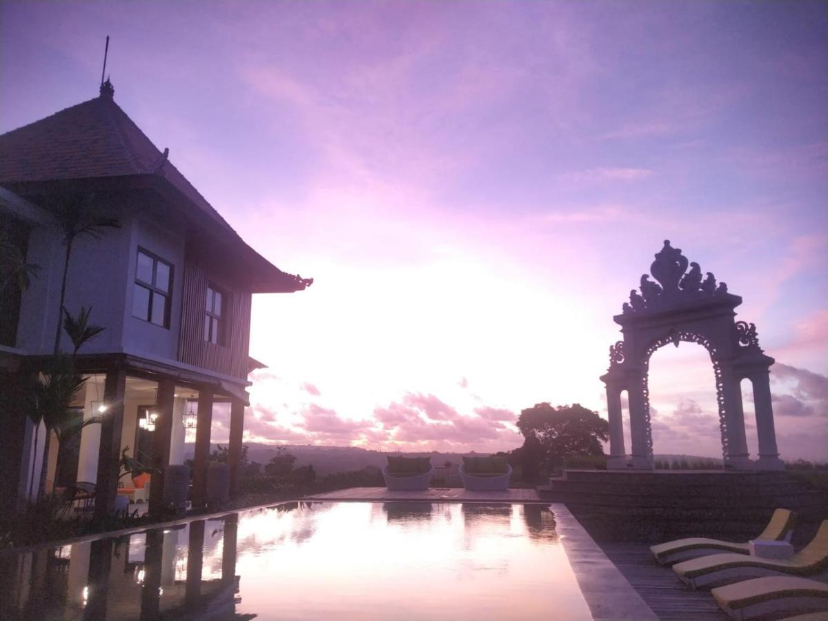 Giri Bhagawan Villas & Spa Нуса Дуа Екстериор снимка